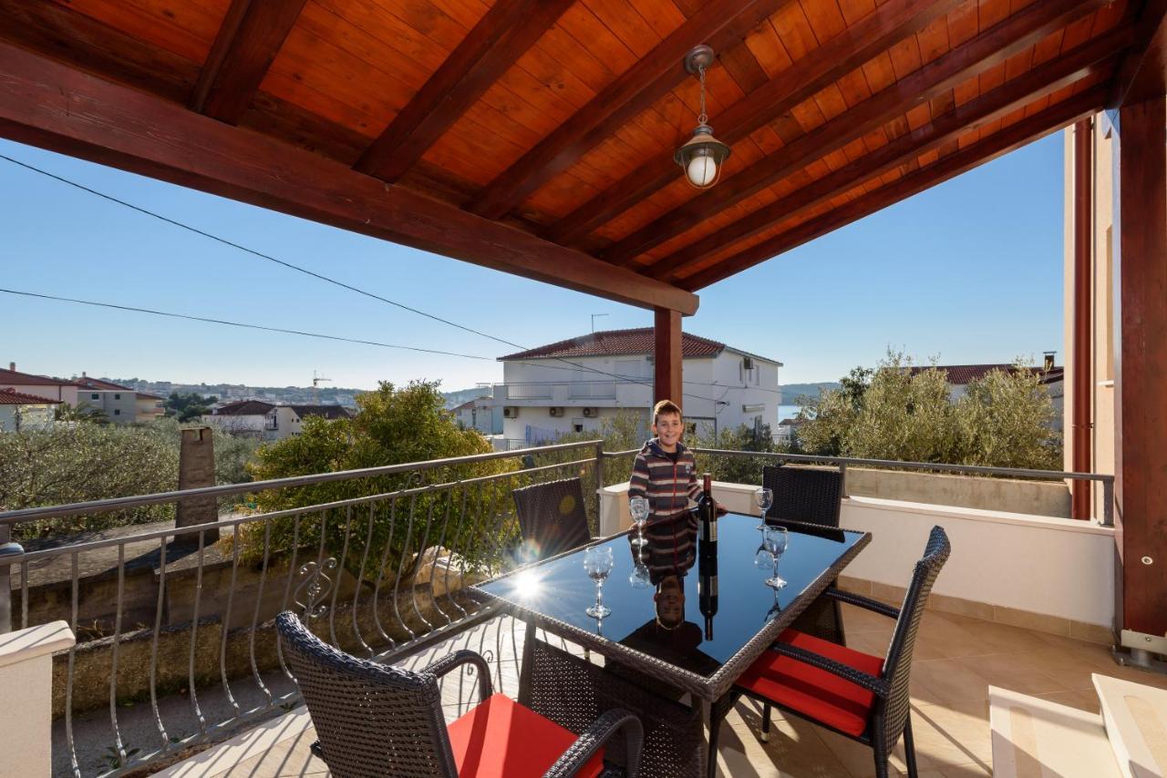 Apartmani Petra Trogir Exterior photo