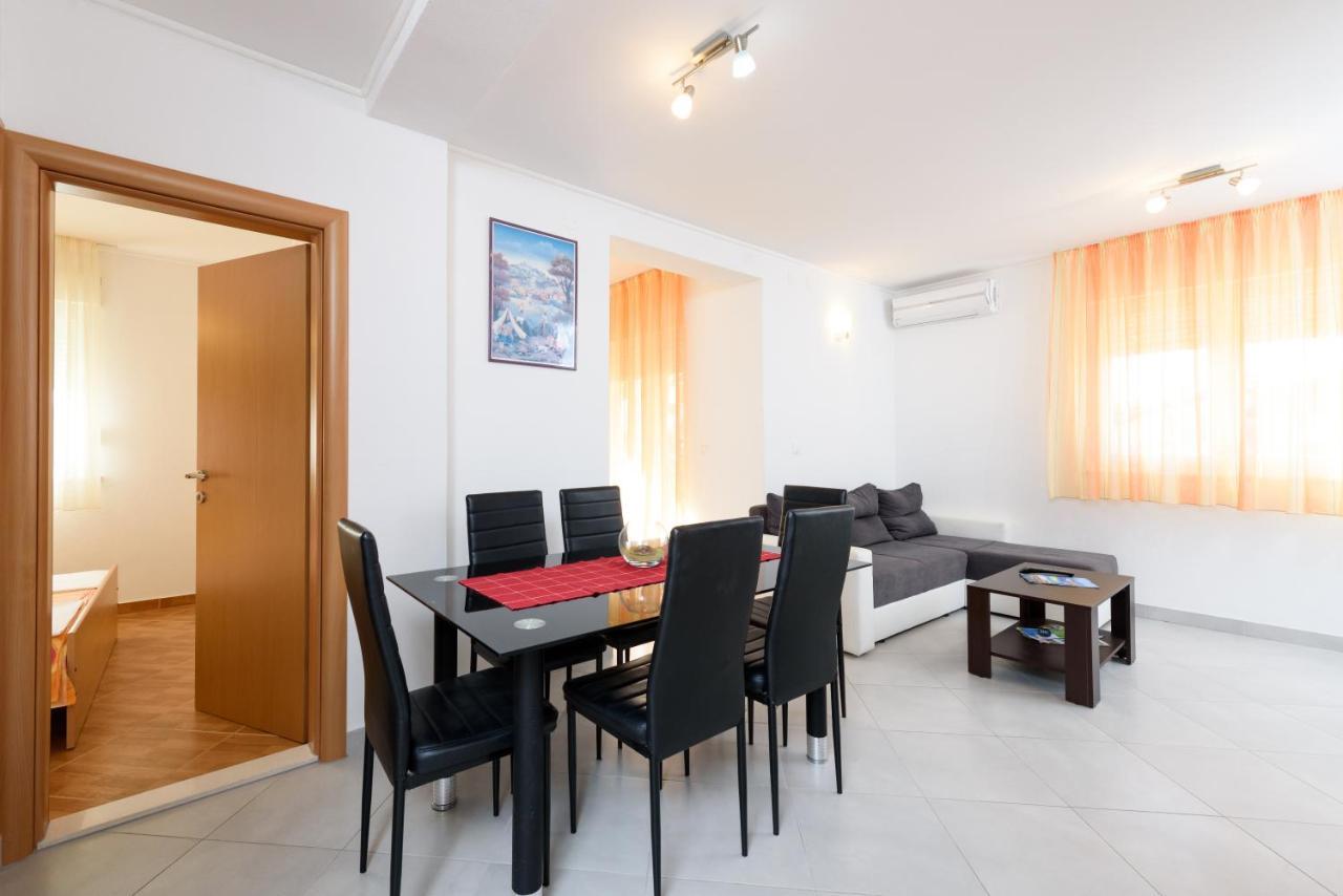 Apartmani Petra Trogir Exterior photo